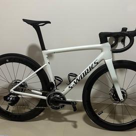 Specialized Tarmac S-Works SL8 AXS