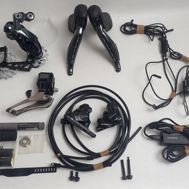 Grupo Shimano Dura-Ace/105 11V Di2 