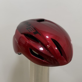 Capacete MET Parachute MCR MIPS