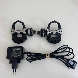 Pedais com Medidor de Potência Favero Assioma Duo 